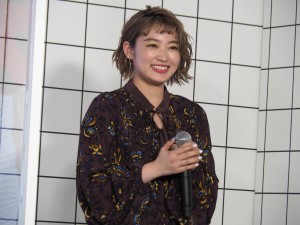 映画『リトル・サブカル・ウォーズ ～ヴィレヴァン！の逆襲～』初日舞台あいさつに登場した柏木ひなた（私立恵比寿中学）