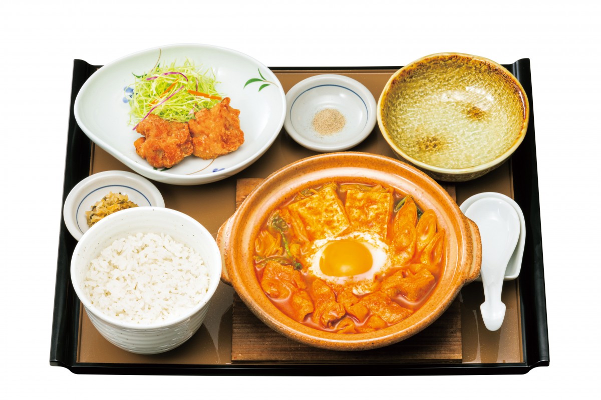 やよい軒「チゲ定食」＆「しょうが鍋定食」登場！　1日分の野菜の半分が摂れる