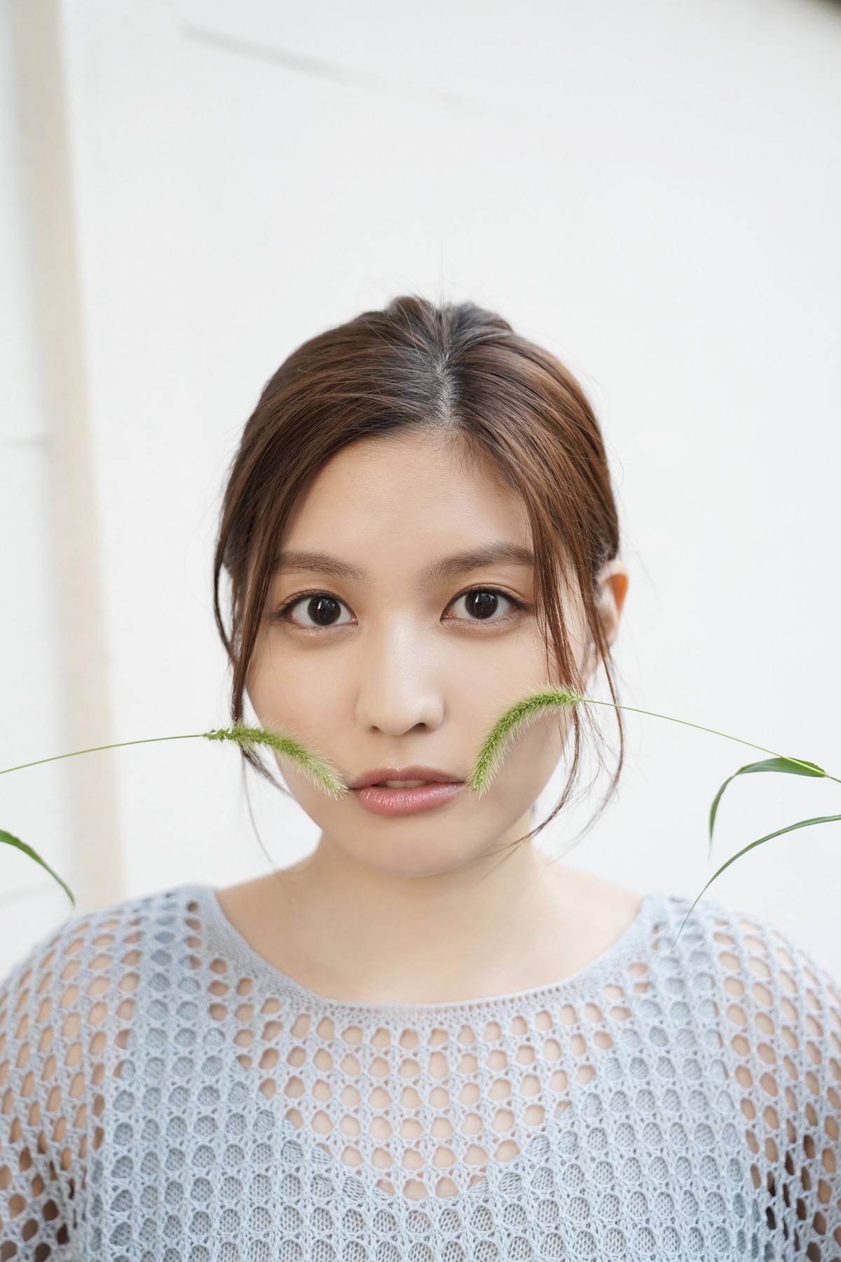 林ゆめ、健康的なビキニ姿から色気漂う下着姿まで　25歳の美ボディ披露