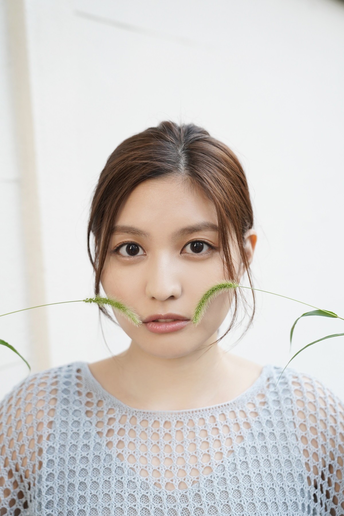 林ゆめ、健康的なビキニ姿から色気漂う下着姿まで　25歳の美ボディ披露