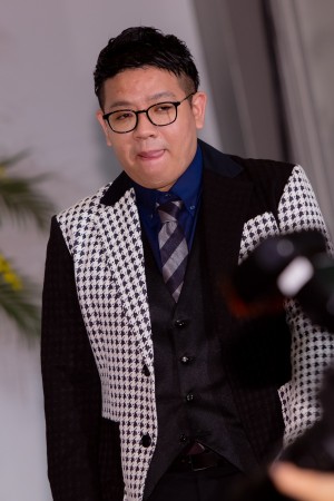 第33回 日本 メガネ ベストドレッサー賞 表彰式に登場したミキ・昴生