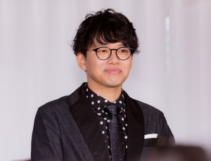 第33回 日本 メガネ ベストドレッサー賞 表彰式に登場したミキ・亜生