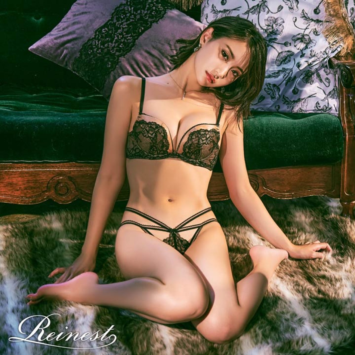 元AKB48・永尾まりや、大人の色気漂うランジェリー姿を披露