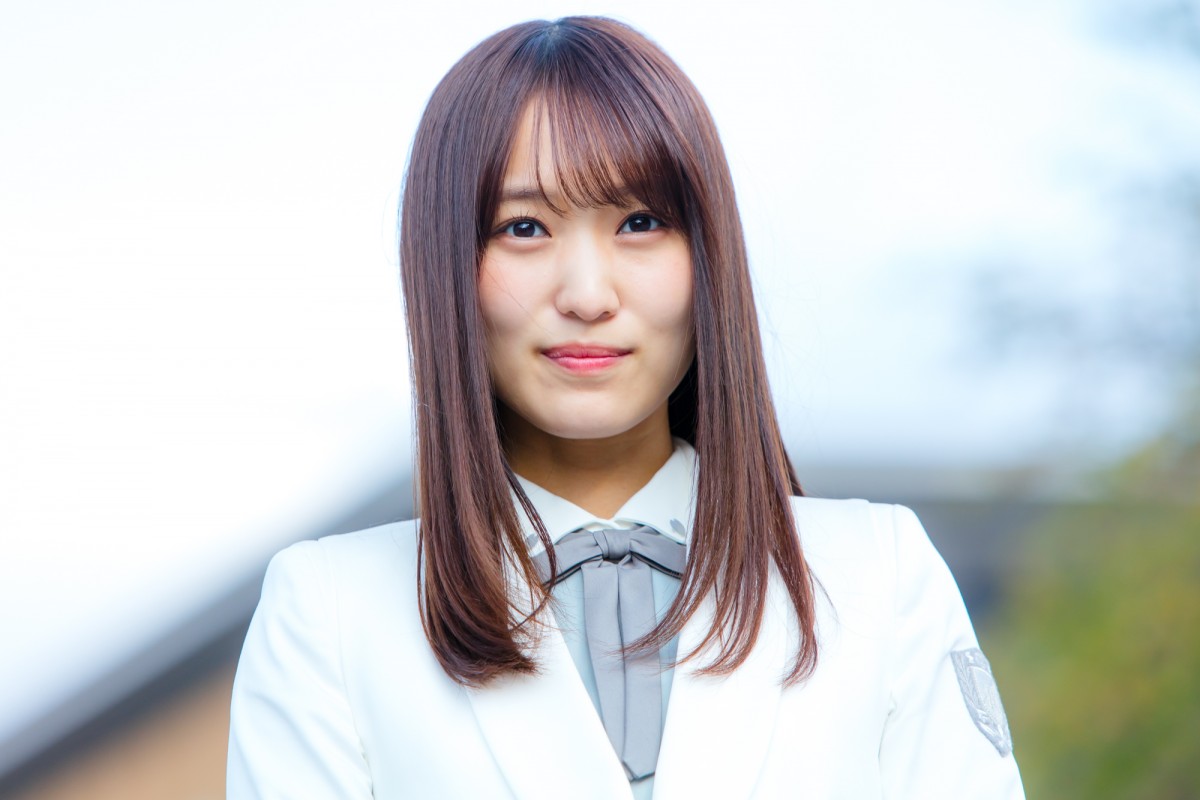 “馬を愛するアイドル”櫻坂46・菅井友香、乗馬で笑顔振りまく