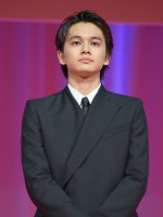 「第33回東京国際映画祭」オープニングセレモニーに出席した北村匠海