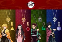 鬼滅の刃 炭治郎の耳飾り がピアスに 存在感の高いカラーリングが魅力 年11月10日 アイテム クランクイン トレンド 鬼滅の刃 炭治郎の耳飾り がピアスに 存在感の高いカラーリングが魅力 年11月10日 アイテム クランクイン トレンド