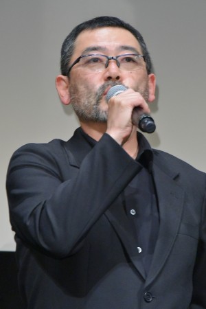 劇場版『アンダードッグ』舞台あいさつに登場した武正晴監督