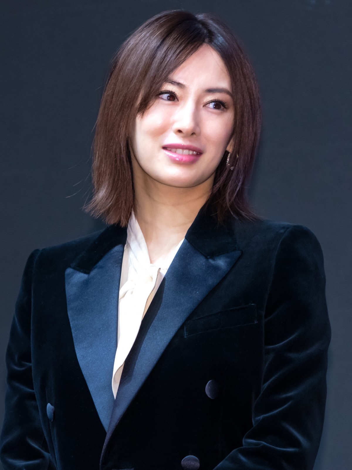 北川景子、出産後初の公の場　祝福に笑顔「ありがとうございます」