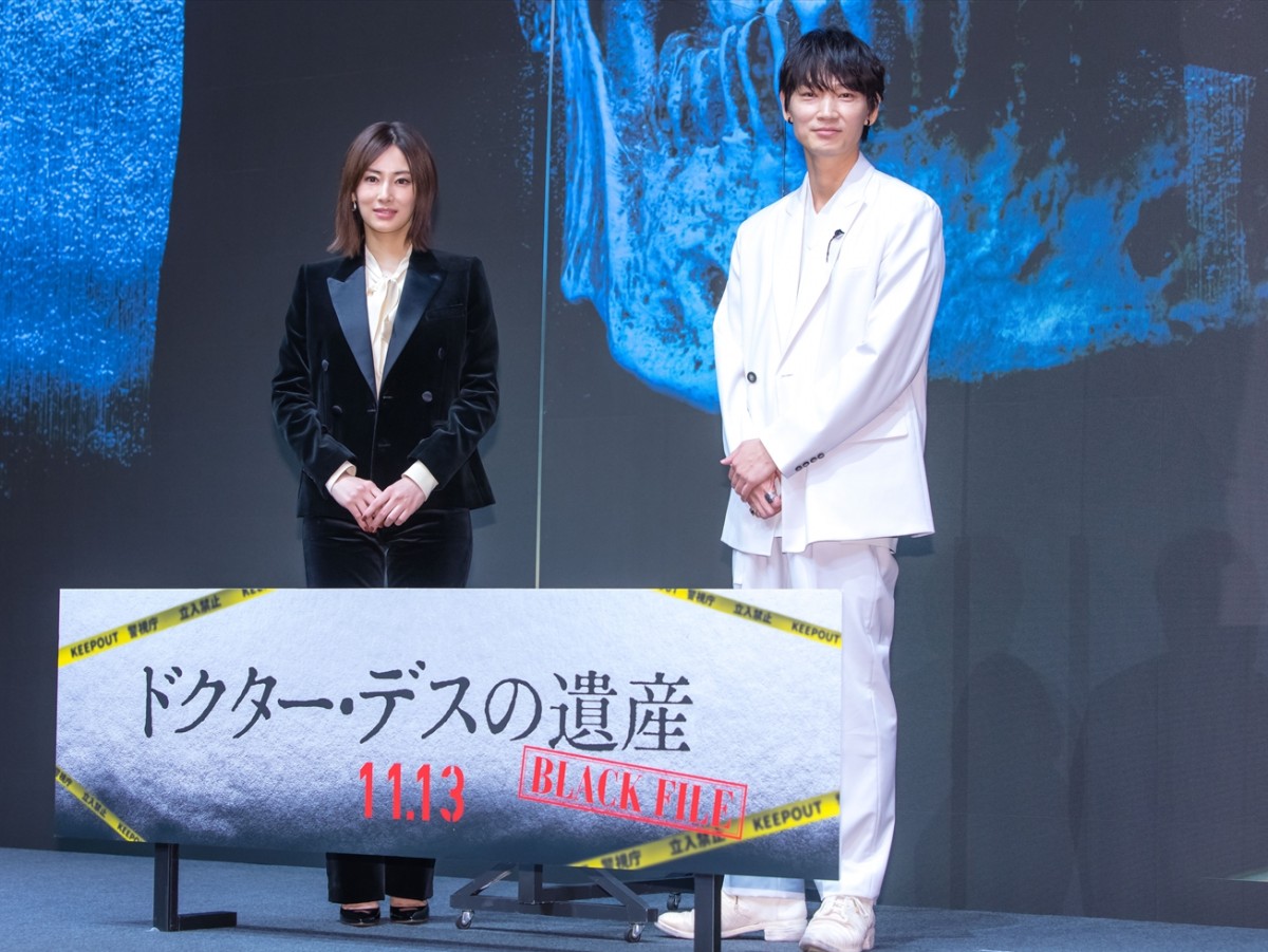 北川景子、出産後初の公の場　祝福に笑顔「ありがとうございます」