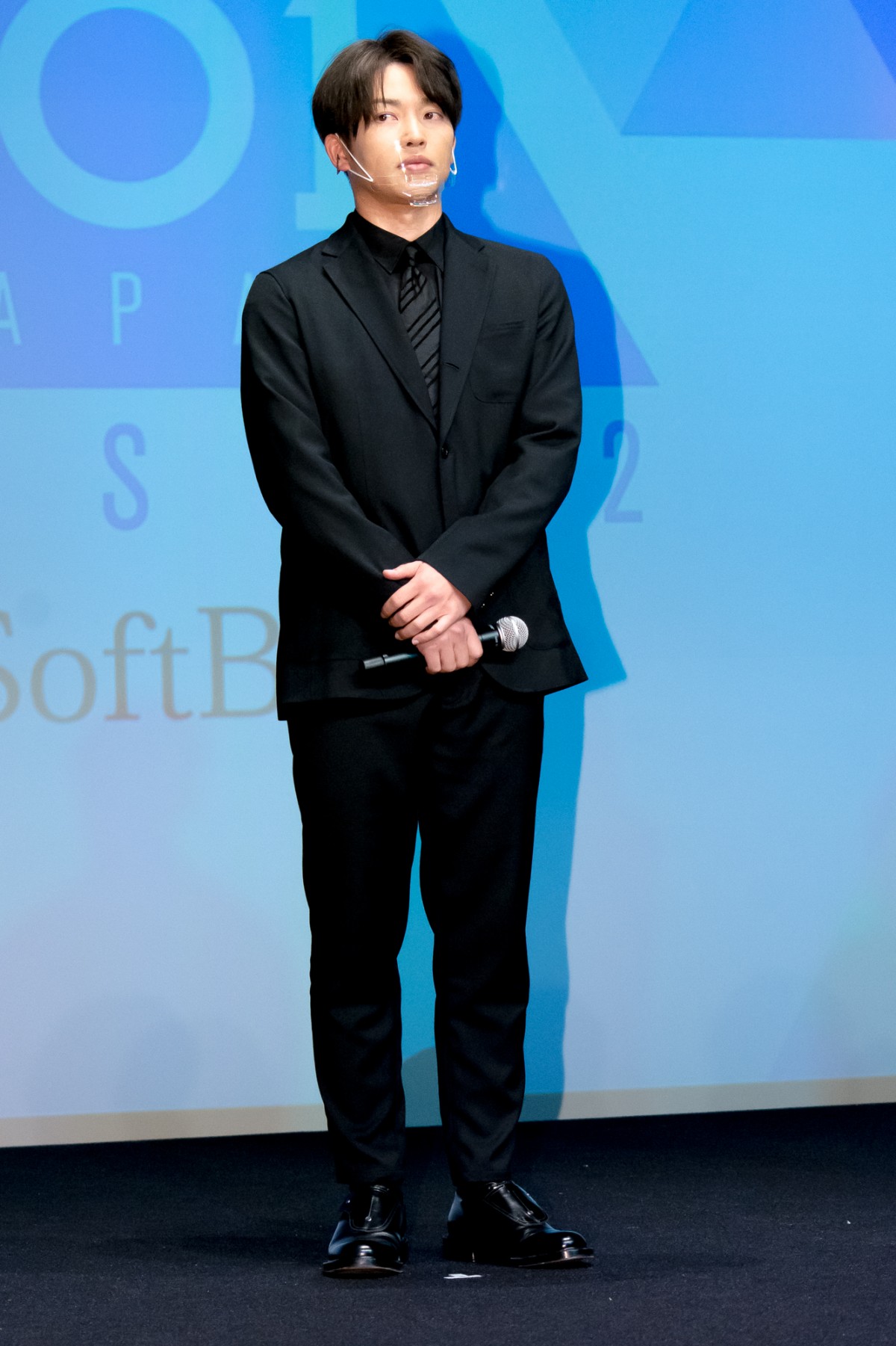 岡村隆史、結婚発表後初の公の場　祝福にはにかみ「幸せです」