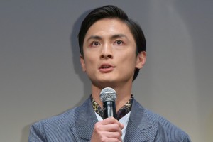 第33回東京国際映画祭 特別招待作品『あのこは貴族』舞台あいさつに登場した高良健吾