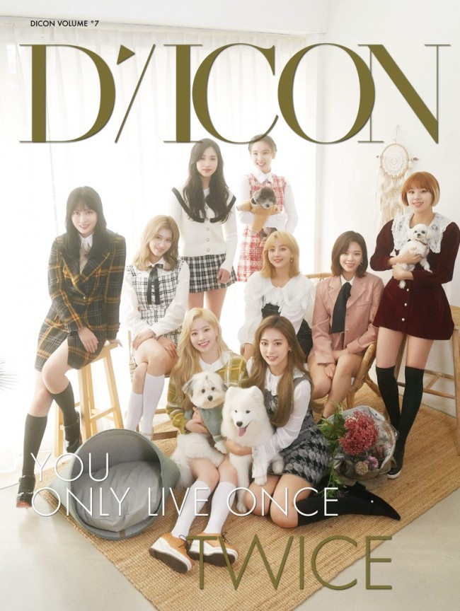 TWICE写真集『YOU ONLY LIVE ONCE』JAPAN EDITION表紙ビジュアル