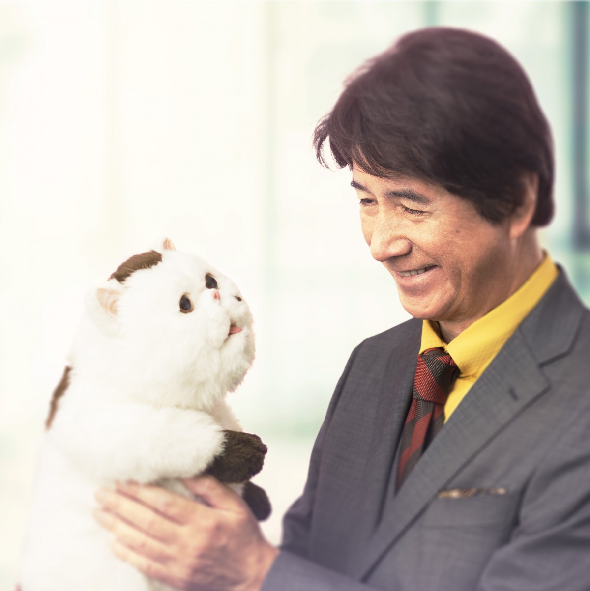 草刈正雄、テレビ東京初主演 『おじさまと猫』実写連ドラ化