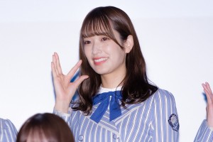 日向坂46ドキュメンタリー映画『3年目のデビュー』舞台あいさつに登場した佐々木久美