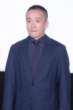 映画『おらおらでひとりいぐも』初日舞台あいさつに登場した濱田岳