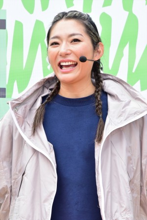 「トークライブ＆バレトンレッスン」に登場した初代“バチェロレッテ”福田萌子