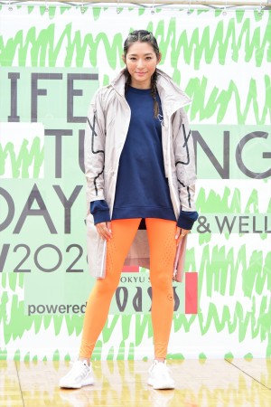 「トークライブ＆バレトンレッスン」に登場した初代“バチェロレッテ”福田萌子