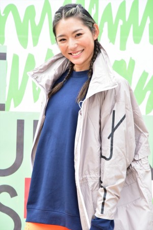 「トークライブ＆バレトンレッスン」に登場した初代“バチェロレッテ”福田萌子