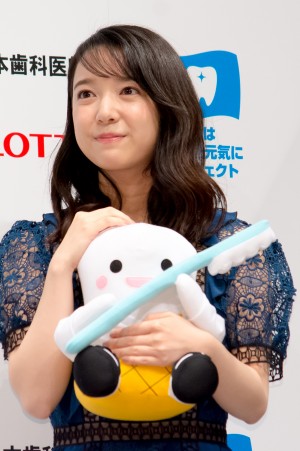 「ベストスマイル・オブ・ザ・イヤー2020」授賞式に登場した上白石萌音