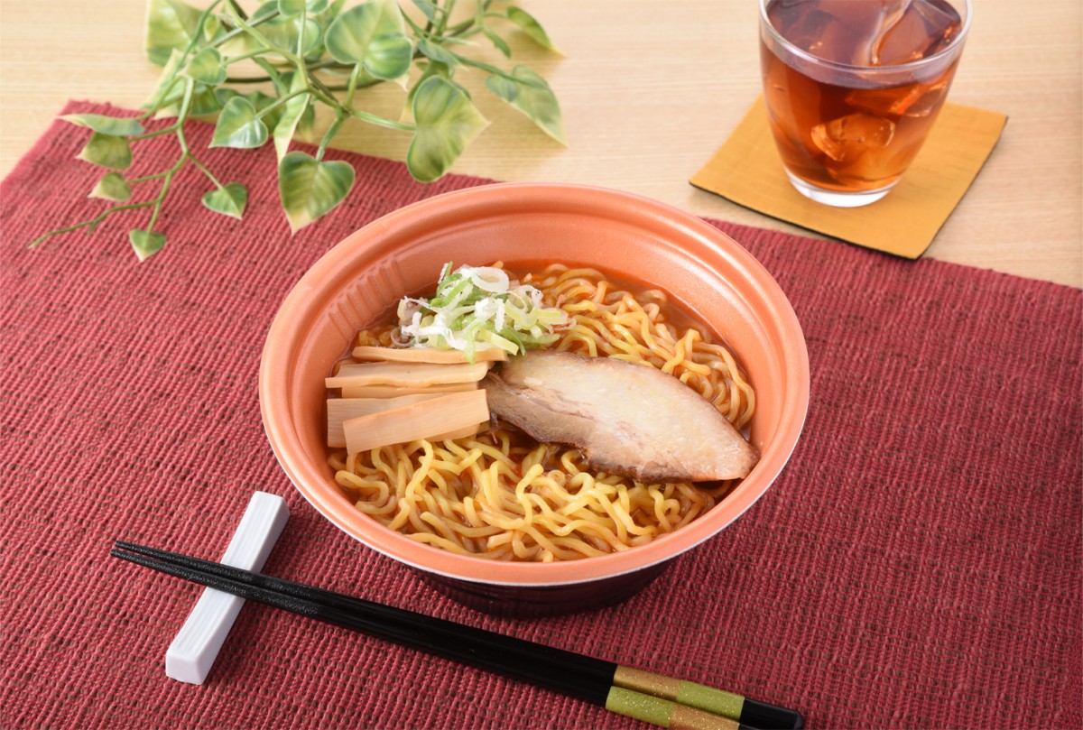 ファミリーマート「海老風味味噌ラーメン」
