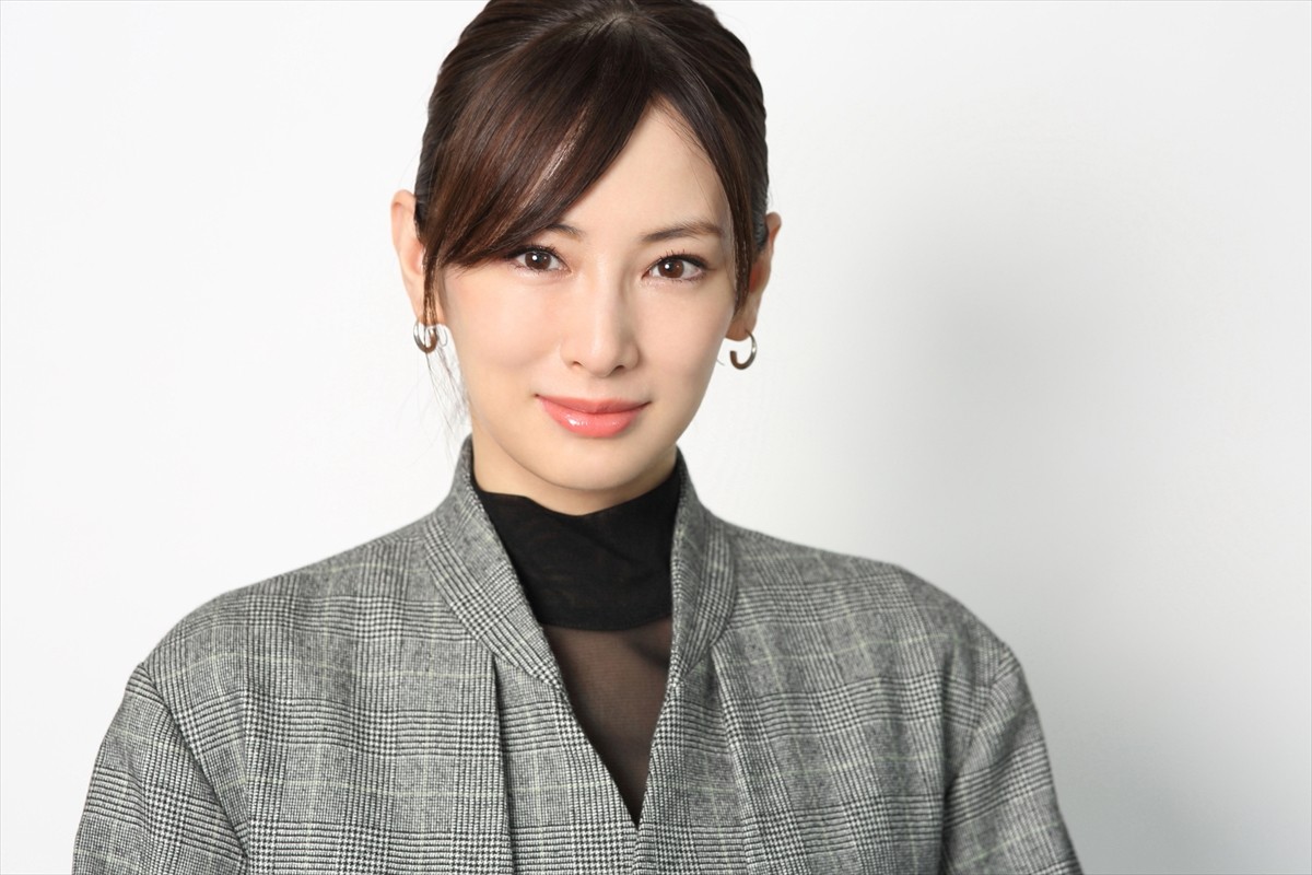 北川景子「一生懸命生きていたい」 ――母になって改めて考えた“命” 