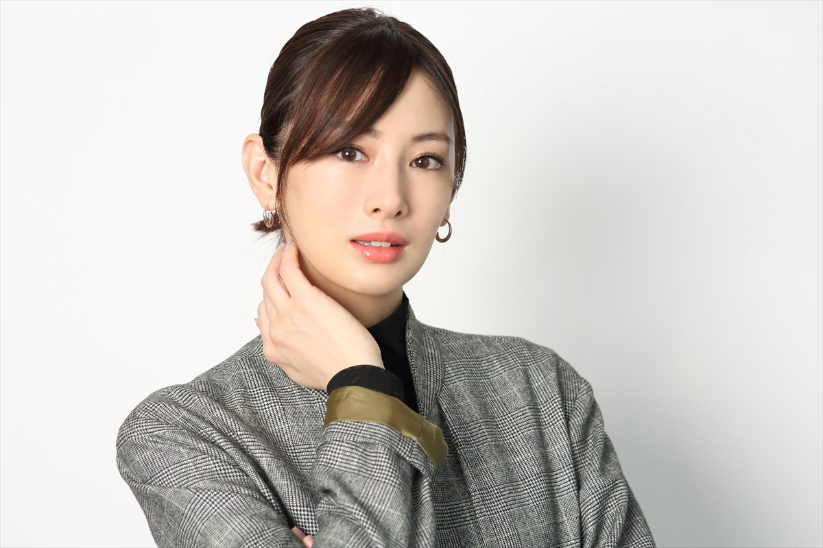 北川景子「一生懸命生きていたい」 ――母になって改めて考えた“命” 