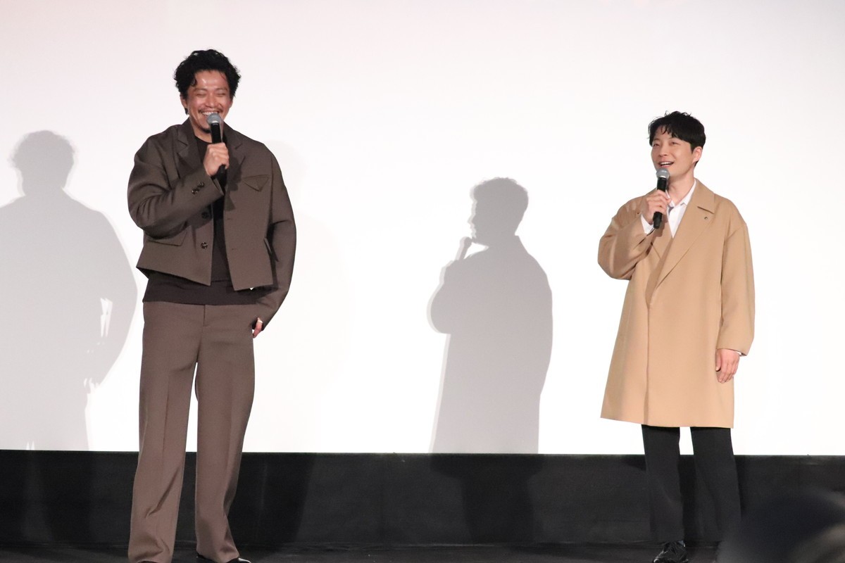 小栗旬＆星野源、次回作は兄弟役でホームコメディ希望