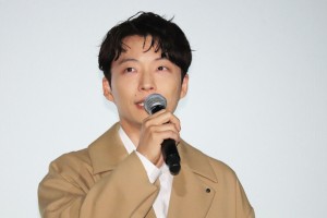 映画『罪の声』大ヒット舞台あいさつに登場した星野源