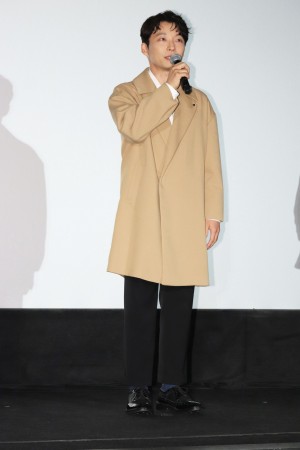 映画『罪の声』大ヒット舞台あいさつに登場した星野源