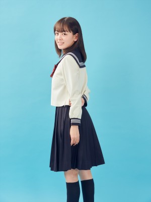 真夜中ドラマ『どんぶり委員長』（BSテレ東）で主演を務める伊原六花