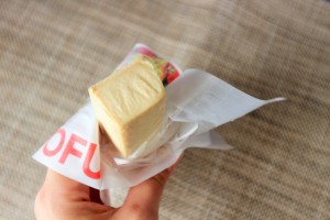 コンビニ新商品レビュー　豆腐バー