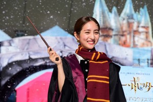 ＜ハリー・ポッター 魔法ワールドのクリスマス at LAZONA＞オープニングイベントに登場した堀田茜