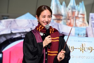 ＜ハリー・ポッター 魔法ワールドのクリスマス at LAZONA＞オープニングイベントに登場した堀田茜