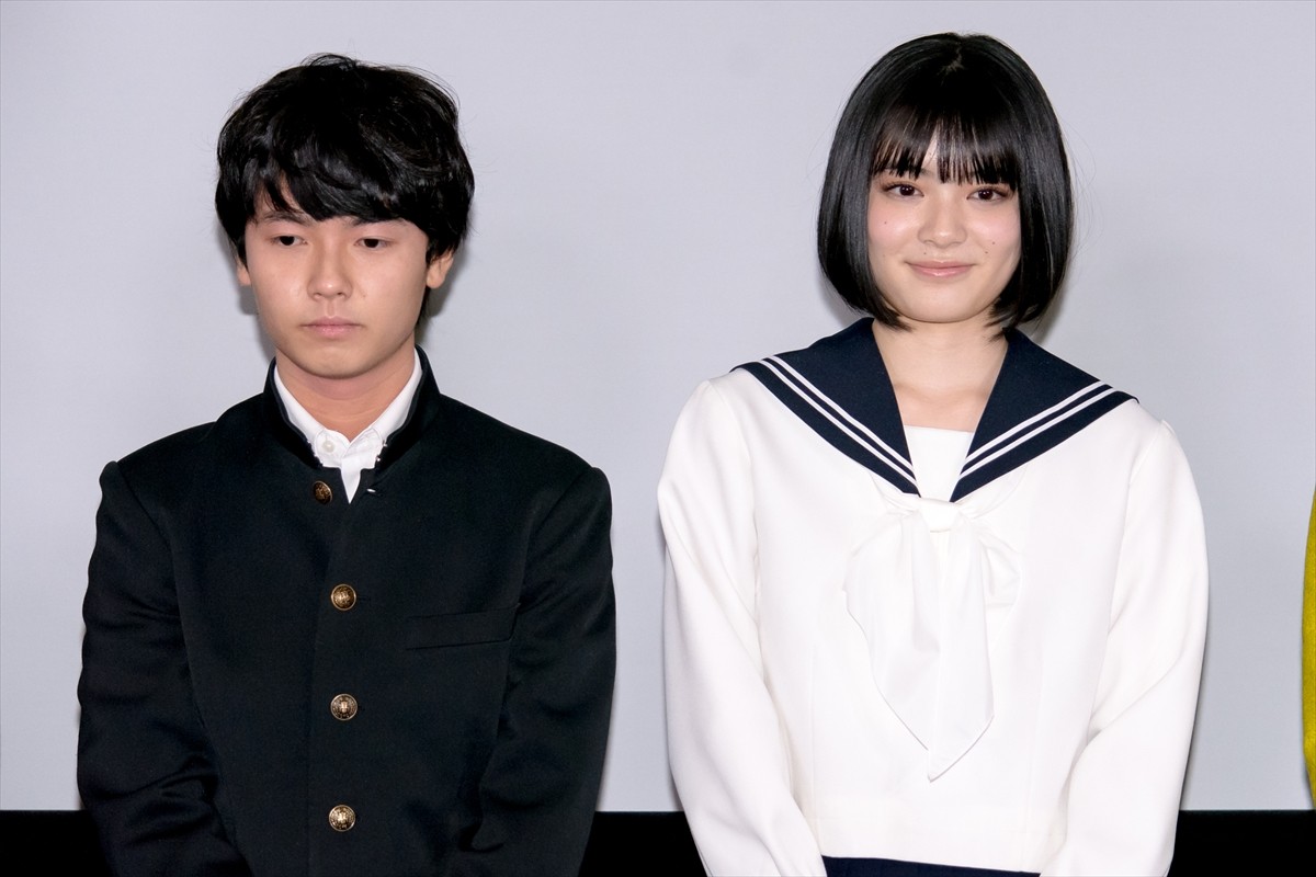 YOASOBI・ikura、親友・小野莉奈の“仕事の顔”を見て感動「うるうるしてました」