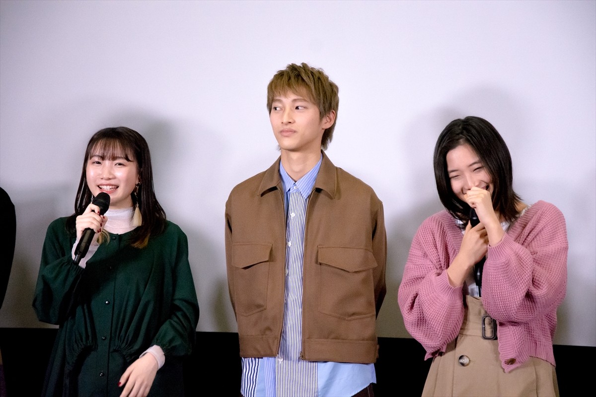 YOASOBI・ikura、親友・小野莉奈の“仕事の顔”を見て感動「うるうるしてました」