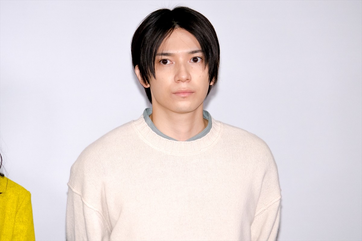 YOASOBI・ikura、親友・小野莉奈の“仕事の顔”を見て感動「うるうるしてました」