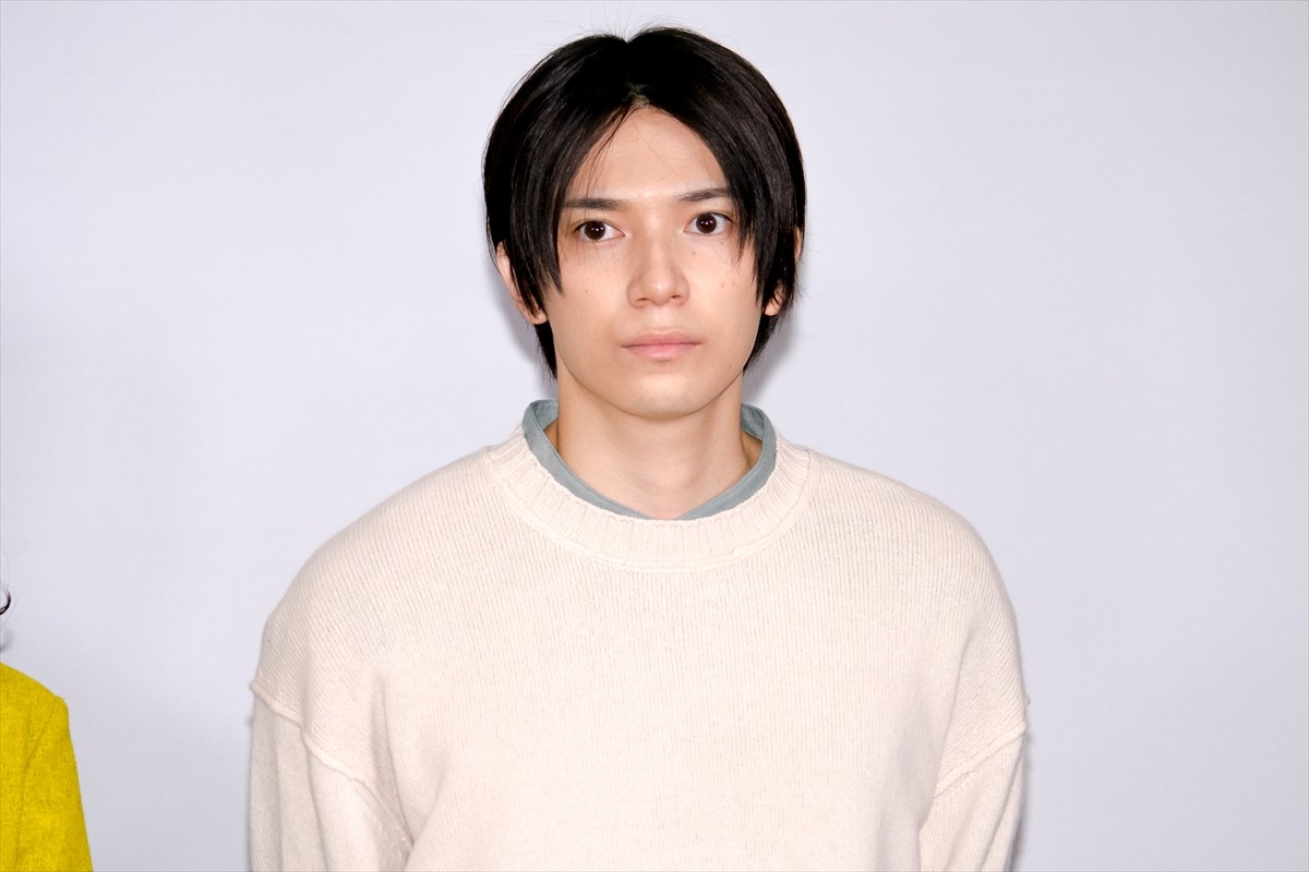 YOASOBI・ikura、親友・小野莉奈の“仕事の顔”を見て感動「うるうるしてました」