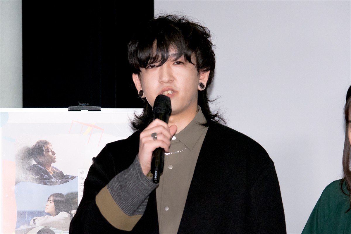 YOASOBI・ikura、親友・小野莉奈の“仕事の顔”を見て感動「うるうるしてました」