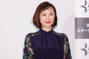 映画『家なき子 希望の歌声』公開前トークイベントに登場した山口もえ