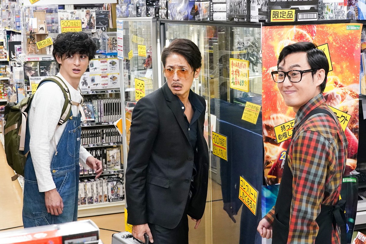 『極主夫道』第7話 “龍”玉木宏、“オタク警官”古川雄大と限定フィギュア争奪戦