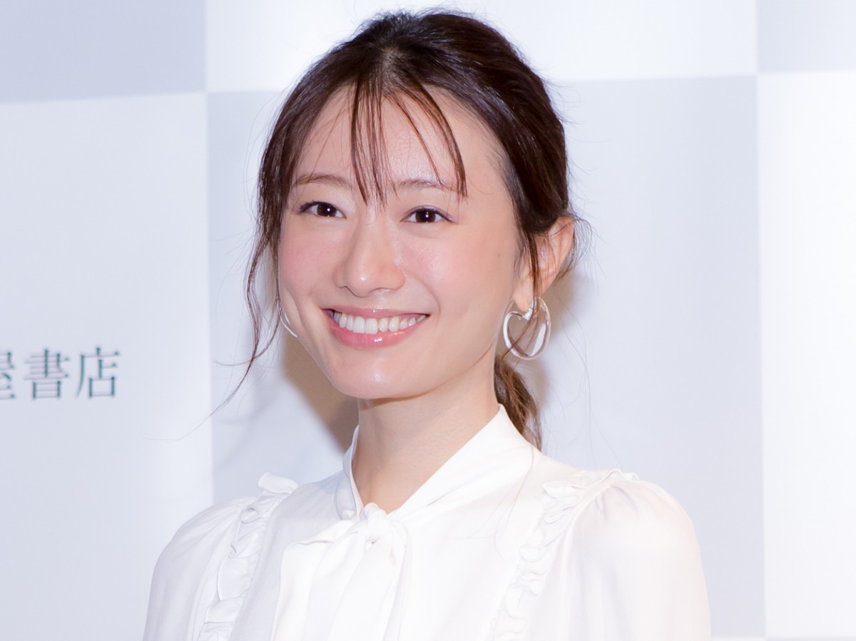 松本まりか、浴衣姿の“見返り美人”な1枚にファン「お綺麗です」