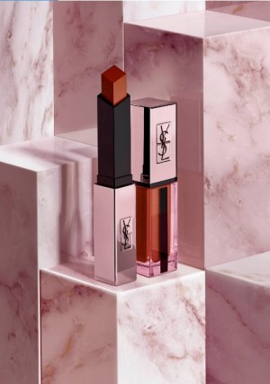 「YSL」“粘膜カラー”の新作リップ登場！　素のままようなヌーディーな唇に