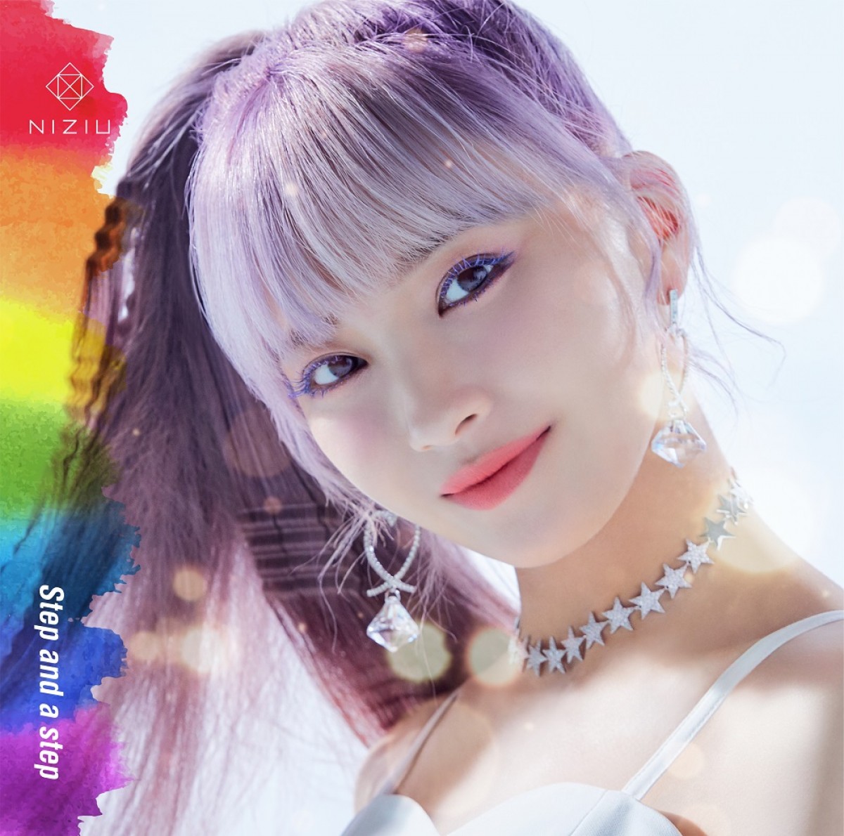 NiziUデビュー曲「Step and a step」MV解禁　ミイヒの笑顔も　うさぎダンスにも注目