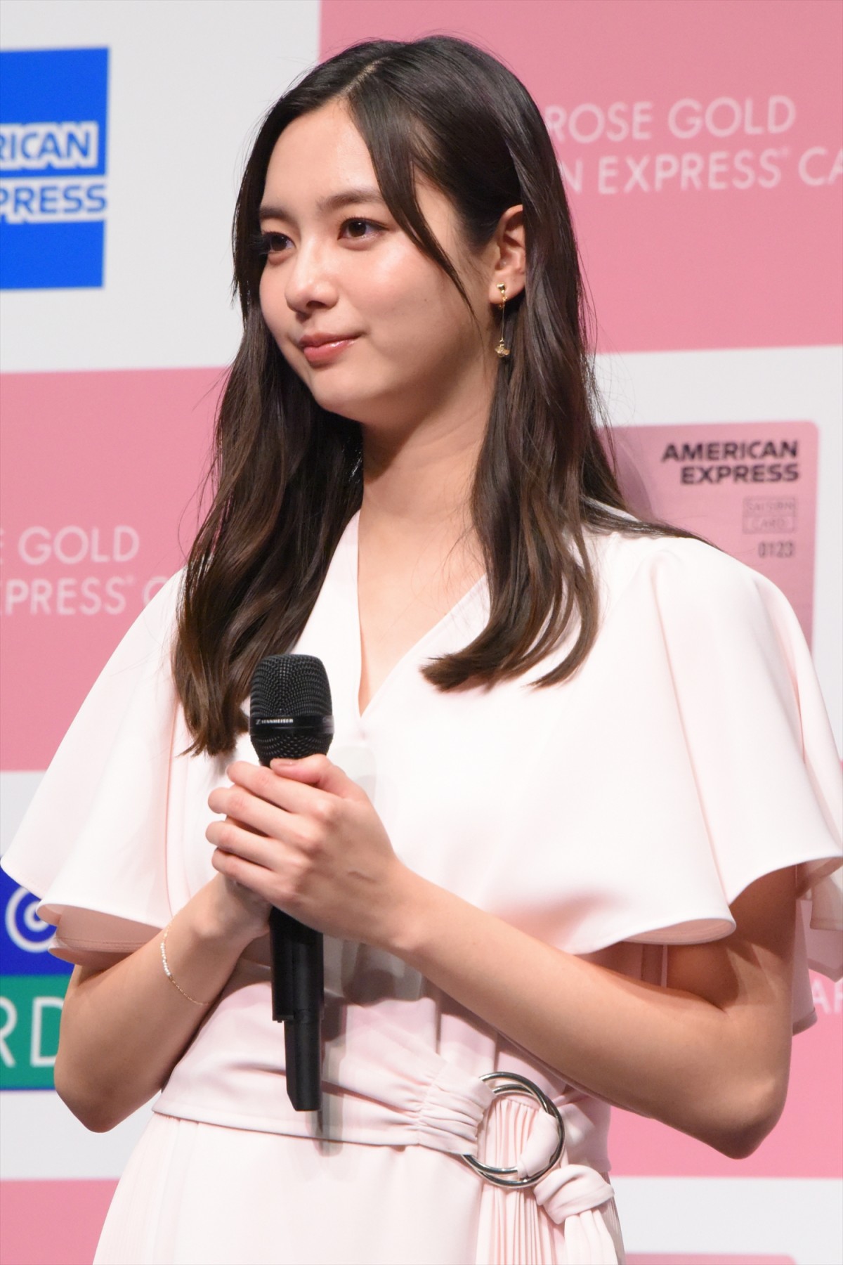 新川優愛、新婚生活は「すごい幸せ」おのろけトーク展開