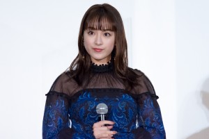 平祐奈、映画『10万分の1』初日舞台あいさつに登壇