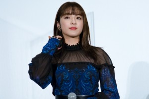 平祐奈、映画『10万分の1』初日舞台あいさつに登壇