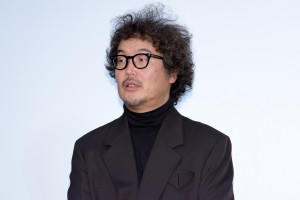 三木康一郎監督、映画『10万分の1』初日舞台あいさつに登壇