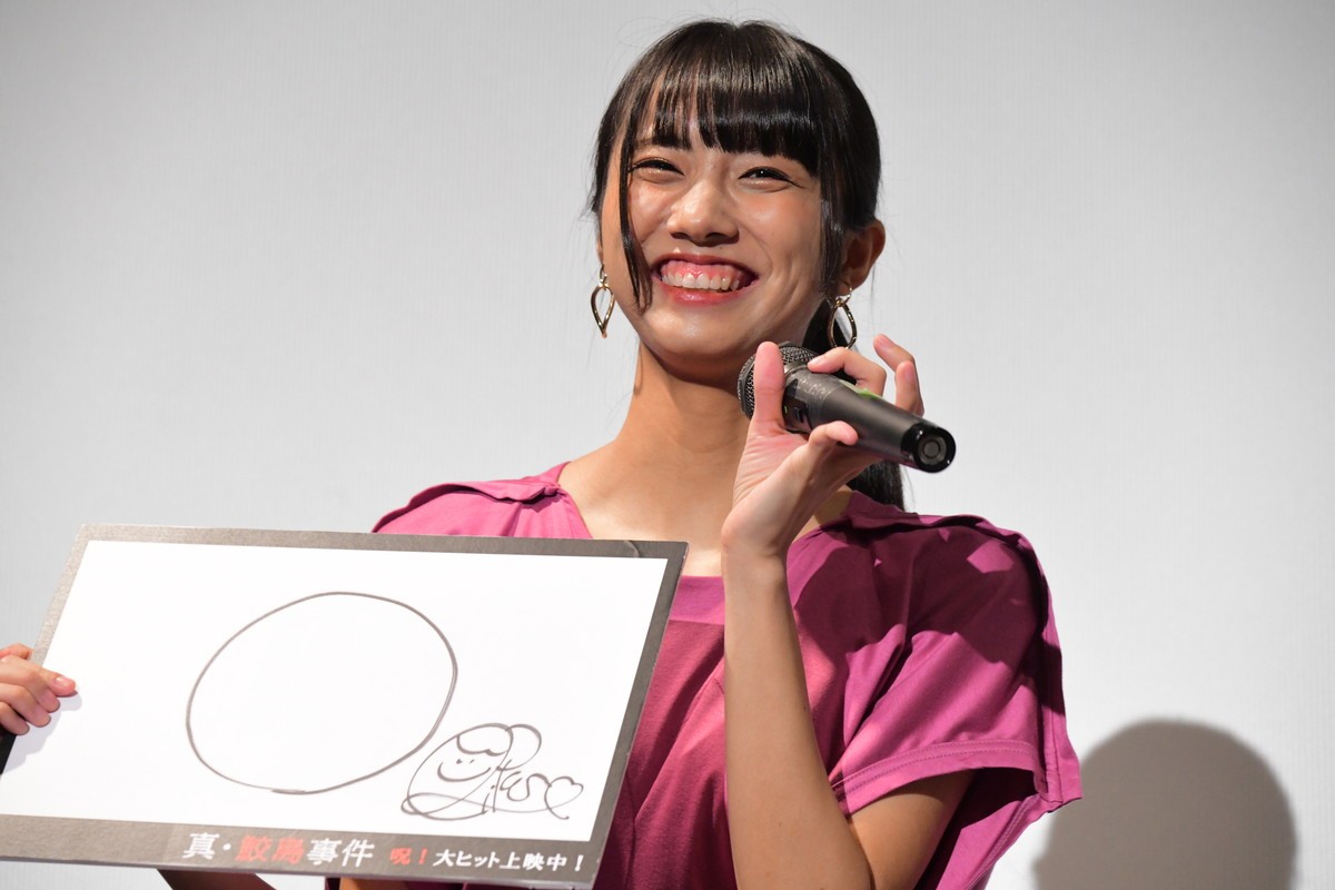 武田玲奈、誰とも会わずに撮影した主演作『真･鮫島事件』に自信 「新しいタイプのホラー」
