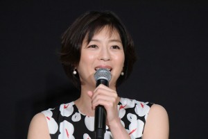 映画『ガメラ 大怪獣空中決戦』ドルビーシネマ上映 初日舞台あいさつに登場した中山忍