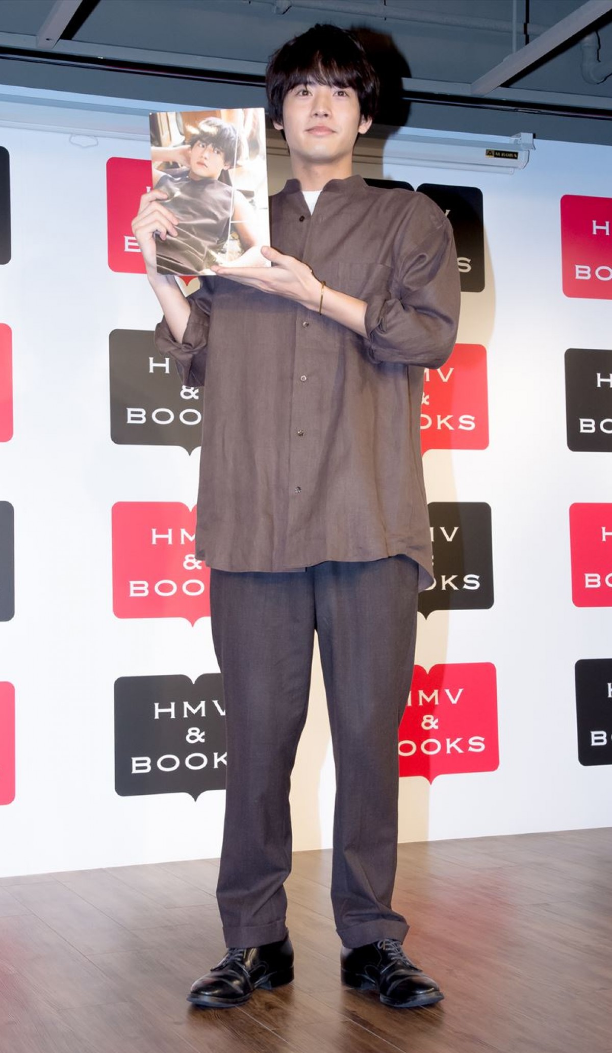 赤楚衛二、1st写真集発売に『チェリまほ』町田啓太から「おめでとう」